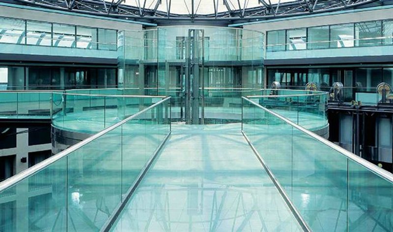 vidrio laminado en la construcción