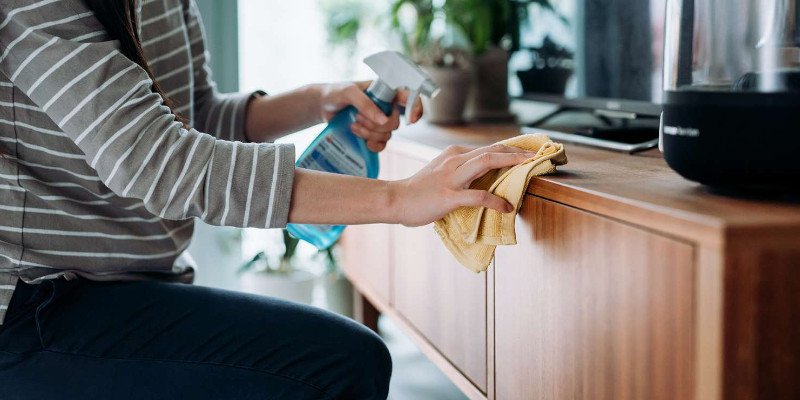 como limpiar superficies de madera