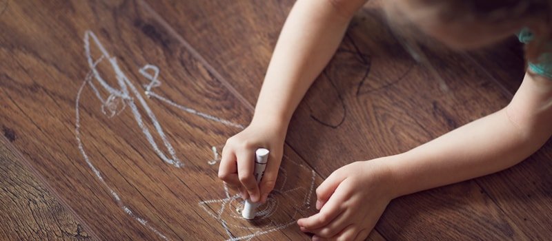 Manchas en suelos laminado