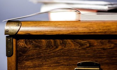 Restauración de Muebles de Madera Antiguos: Pasos y Materiales