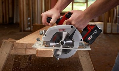 Cómo Elegir la Mejor Sierra Circular de Mano para Madera