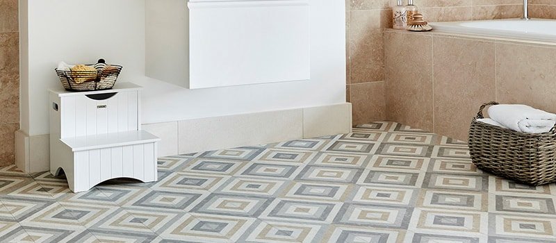 suelos adhesivos para baños